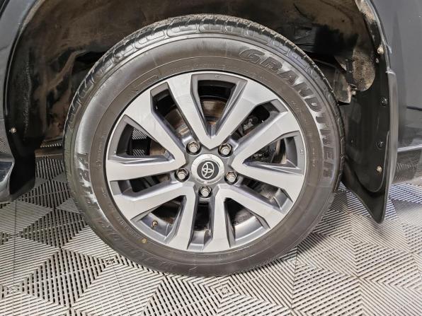 Toyota Land Cruiser 200 Series Рестайлинг 2 с пробегом 2016 года, цена 5 449 000 рублей, 203251 км, внедорожник, Автокод Объявления
