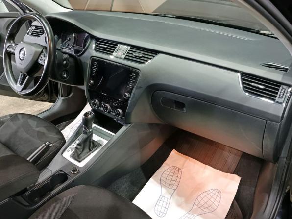 Skoda Octavia III (A7) Рестайлинг с пробегом 2020 года, цена 1 920 000 рублей, 136400 км, лифтбек, Автокод Объявления