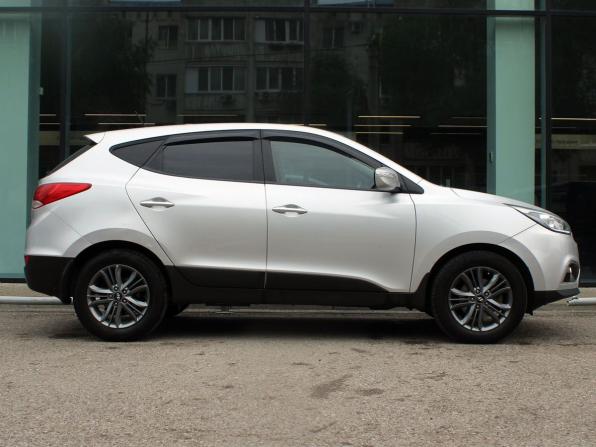 Hyundai ix35 I Рестайлинг с пробегом 2015 года, цена 1 450 000 рублей, 181000 км, внедорожник, Автокод Объявления