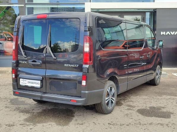Renault Trafic III Рестайлинг с пробегом 2021 года, цена 3 469 000 рублей, 158000 км, минивэн, Автокод Объявления