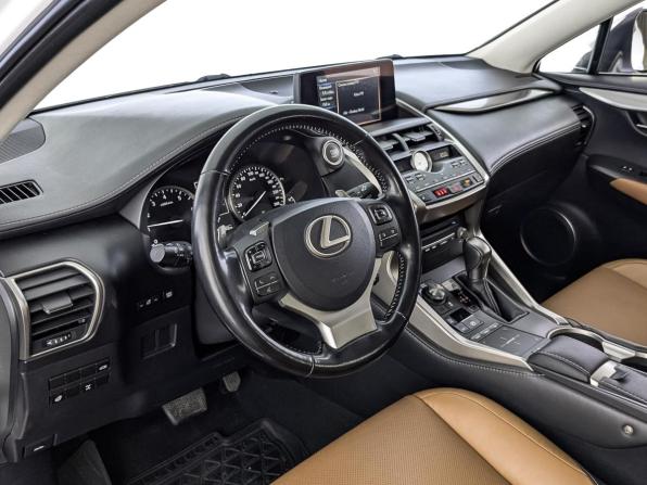 Lexus NX I Рестайлинг с пробегом 2018 года, цена 2 790 000 рублей, 251900 км, внедорожник, Автокод Объявления