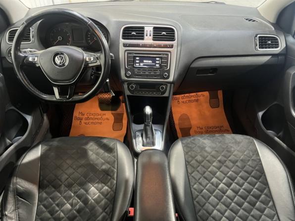 Volkswagen Polo V Рестайлинг с пробегом 2016 года, цена 1 000 000 рублей, 192943 км, седан, Автокод Объявления