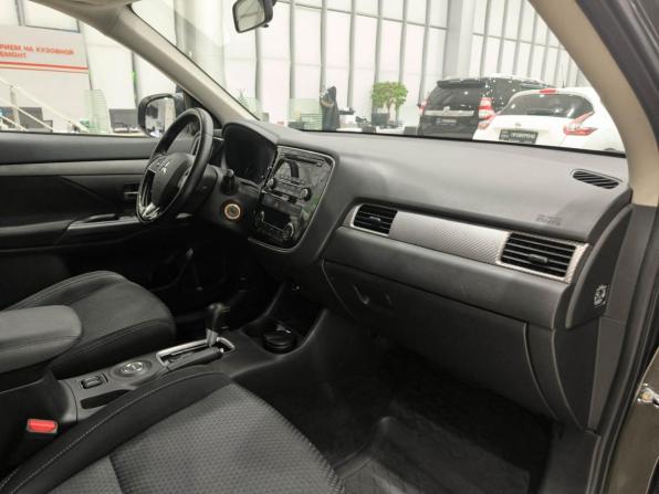 Mitsubishi Outlander III Рестайлинг 2 с пробегом 2016 года, цена 1 830 000 рублей, 97544 км, внедорожник, Автокод Объявления