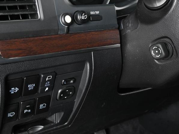 Toyota Land Cruiser 200 Series Рестайлинг 2 с пробегом 2018 года, цена 6 890 000 рублей, 244990 км, внедорожник, Автокод Объявления