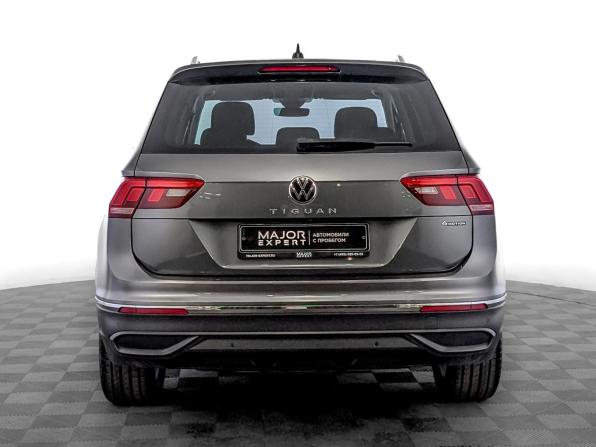 Volkswagen Tiguan II Рестайлинг с пробегом 2021 года, цена 3 650 000 рублей, 62212 км, внедорожник, Автокод Объявления