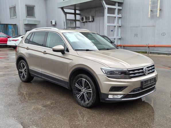 Volkswagen Tiguan II с пробегом 2016 года, цена 2 199 000 рублей, 155713 км, внедорожник, Автокод Объявления