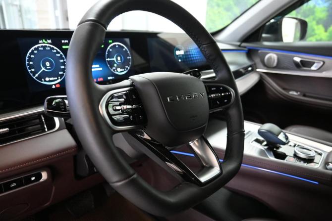 Chery Tiggo 8 Pro e+ с пробегом 2023 года, цена 3 000 000 рублей, 5680 км, внедорожник, Автокод Объявления