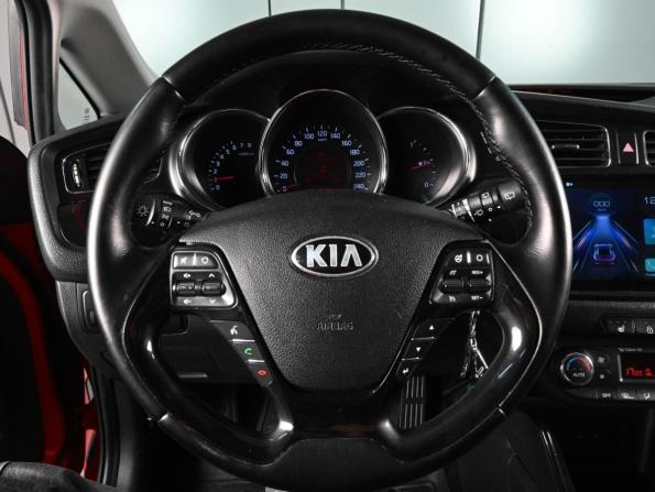 Kia Ceed II с пробегом 2014 года, цена 1 089 000 рублей, 222014 км, хэтчбек, Автокод Объявления