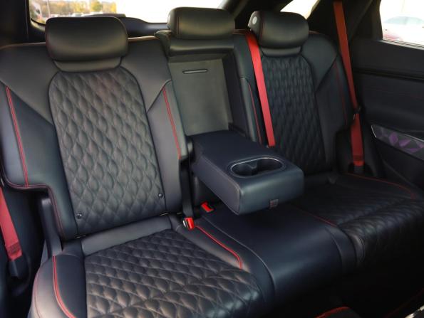 Genesis GV70 I с пробегом 2021 года, цена 4 399 000 рублей, 96393 км, внедорожник, Автокод Объявления