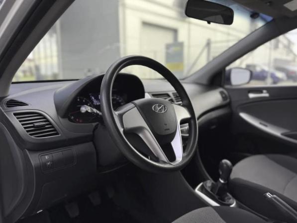 Hyundai Solaris I с пробегом 2011 года, цена 730 000 рублей, 212046 км, седан, Автокод Объявления