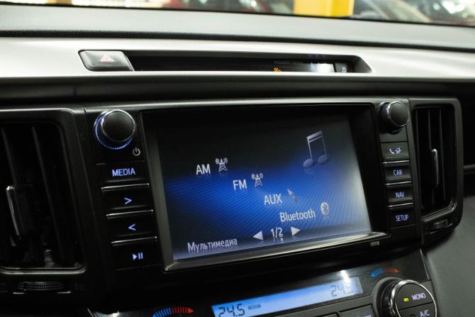 Toyota RAV4 IV (XA40) Рестайлинг с пробегом 2019 года, цена 2 279 000 рублей, 169518 км, внедорожник, Автокод Объявления