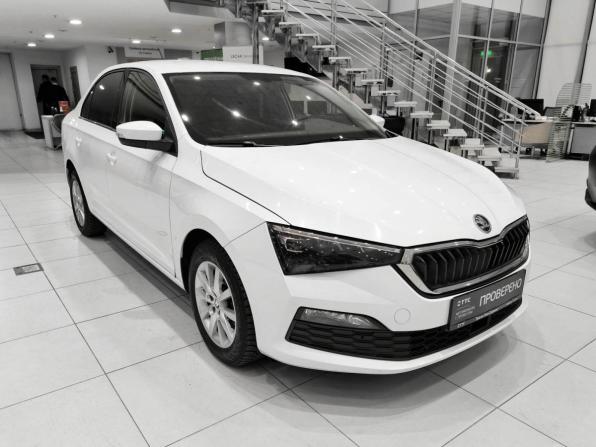 Skoda Rapid II с пробегом 2021 года, цена 1 799 000 рублей, 82566 км, лифтбек, Автокод Объявления