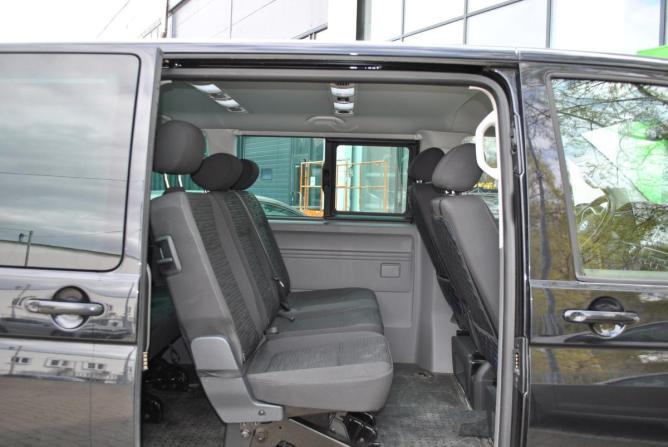 Volkswagen Caravelle T6 Рестайлинг с пробегом 2021 года, цена 4 750 000 рублей, 127000 км, минивэн, Автокод Объявления