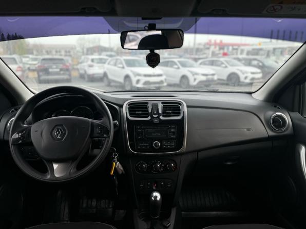 Renault Logan II с пробегом 2016 года, цена 899 000 рублей, 172000 км, седан, Автокод Объявления