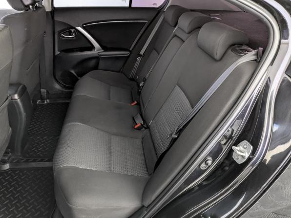 Toyota Avensis III Рестайлинг с пробегом 2012 года, цена 950 000 рублей, 317636 км, седан, Автокод Объявления