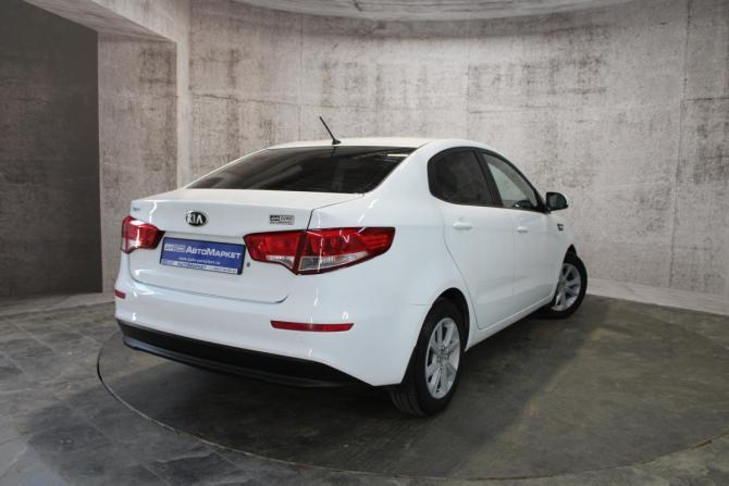 Kia Rio III Рестайлинг с пробегом 2016 года, цена 1 025 000 рублей, 135822 км, седан, Автокод Объявления