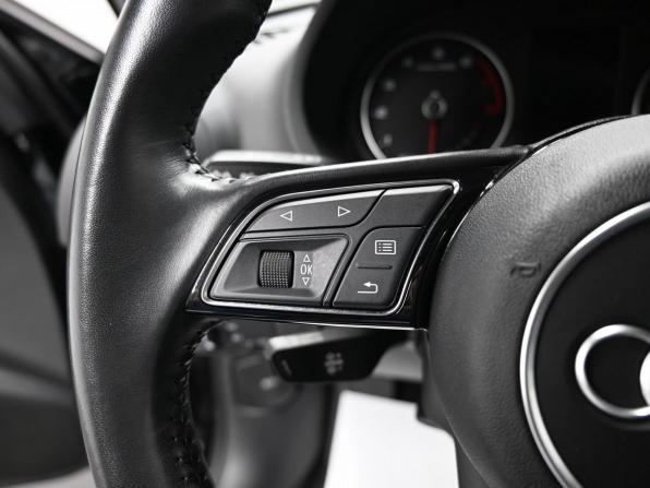 Audi A3 III (8V) Рестайлинг с пробегом 2019 года, цена 2 295 000 рублей, 63762 км, седан, Автокод Объявления