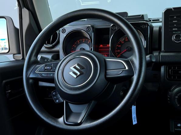 Suzuki Jimny IV с пробегом 2021 года, цена 2 648 600 рублей, 50817 км, внедорожник, Автокод Объявления