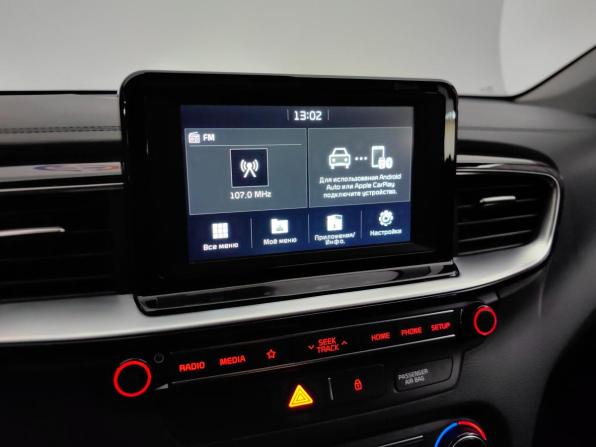 Kia Ceed III с пробегом 2019 года, цена 1 799 000 рублей, 52000 км, универсал, Автокод Объявления