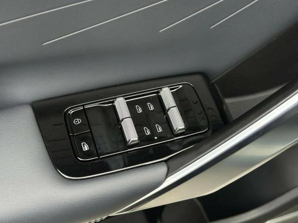 Geely Atlas II с пробегом 2024 года, цена 3 210 000 рублей, 14000 км, внедорожник, Автокод Объявления
