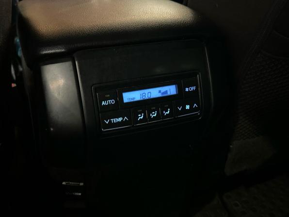 Toyota Land Cruiser Prado 150 Series Рестайлинг 2 с пробегом 2018 года, цена 3 349 000 рублей, 271458 км, внедорожник, Автокод Объявления