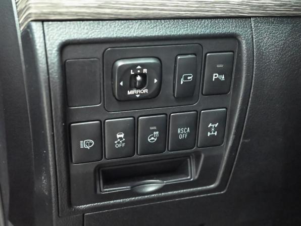 Toyota Land Cruiser 200 Series Рестайлинг 1 с пробегом 2014 года, цена 3 860 000 рублей, 283888 км, внедорожник, Автокод Объявления