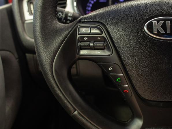 Kia Ceed II с пробегом 2014 года, цена 970 000 рублей, 263178 км, хэтчбек, Автокод Объявления