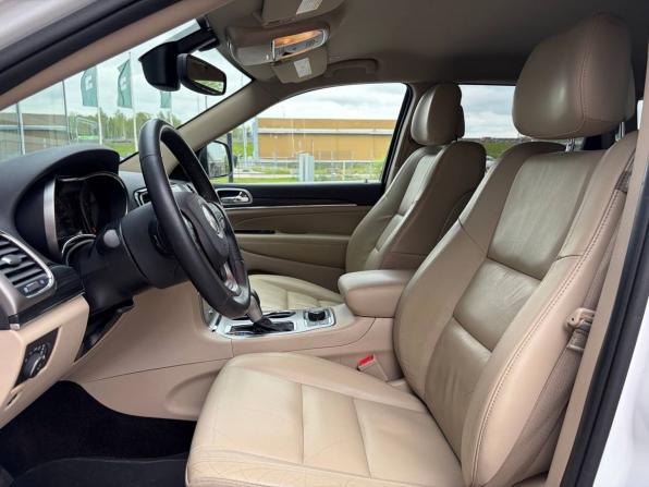 Jeep Grand Cherokee IV (WK2) Рестайлинг с пробегом 2018 года, цена 3 475 000 рублей, 63980 км, внедорожник, Автокод Объявления
