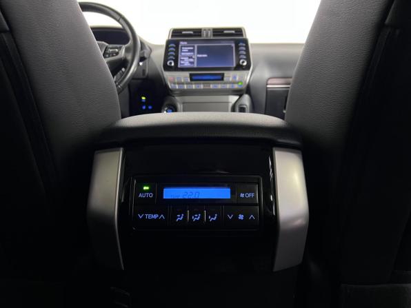 Toyota Land Cruiser Prado 150 Series Рестайлинг 3 с пробегом 2020 года, цена 5 997 000 рублей, 84174 км, внедорожник, Автокод Объявления