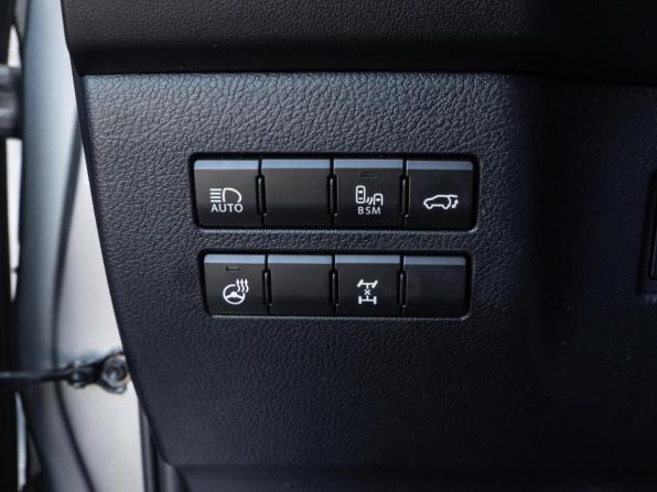 Lexus NX I Рестайлинг с пробегом 2019 года, цена 3 390 000 рублей, 113789 км, внедорожник, Автокод Объявления
