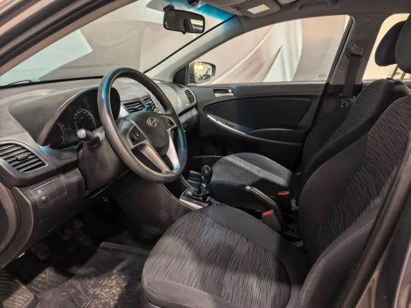 Hyundai Solaris I Рестайлинг с пробегом 2016 года, цена 790 000 рублей, 126500 км, хэтчбек, Автокод Объявления