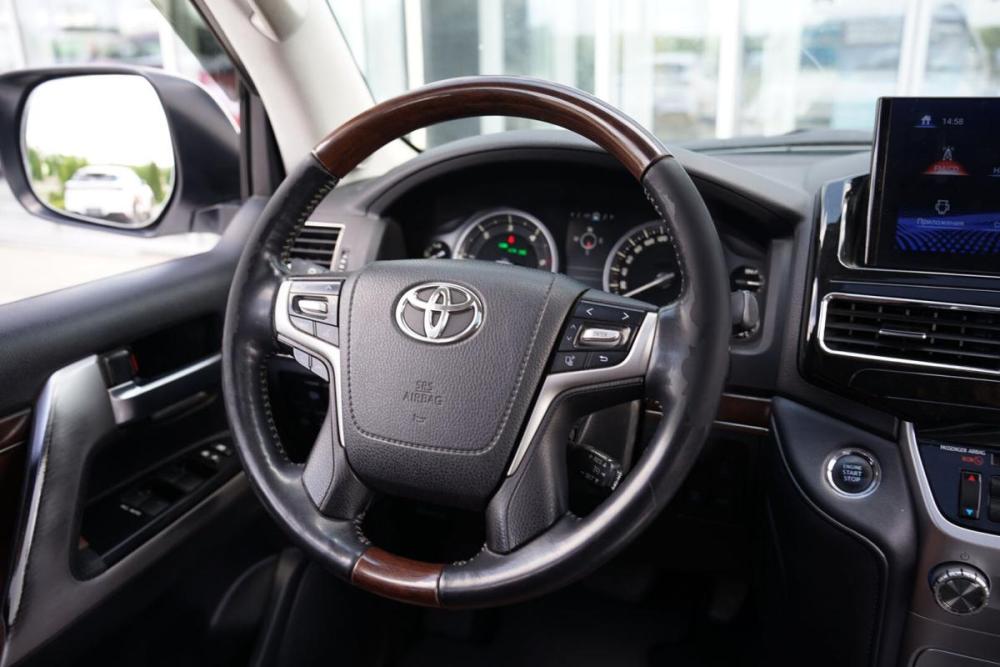 Toyota Land Cruiser 200 Series Рестайлинг 2 Крым  - изображение 14
