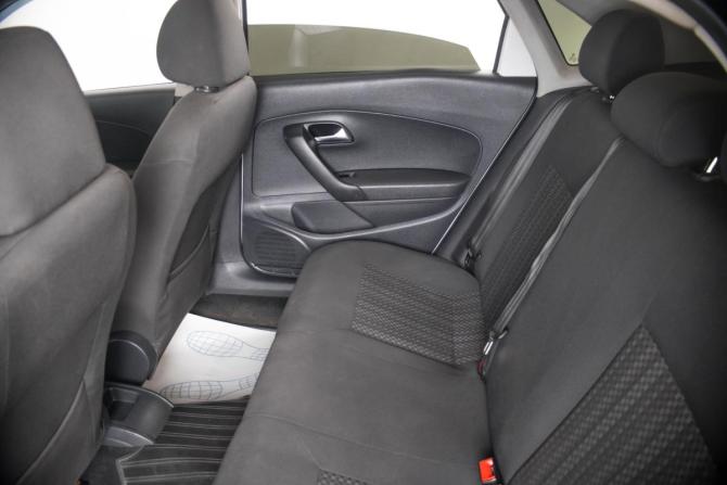 Volkswagen Polo V Рестайлинг с пробегом 2018 года, цена 739 000 рублей, 146635 км, седан, Автокод Объявления