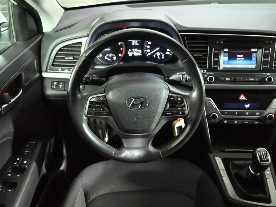 Hyundai Elantra VI (AD) Екатеринбург  - изображение 9