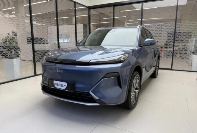 Новый Geely EX5 Гибрид 2026 года, цена 3 829 990 рублей, внедорожник, Автокод Объявления