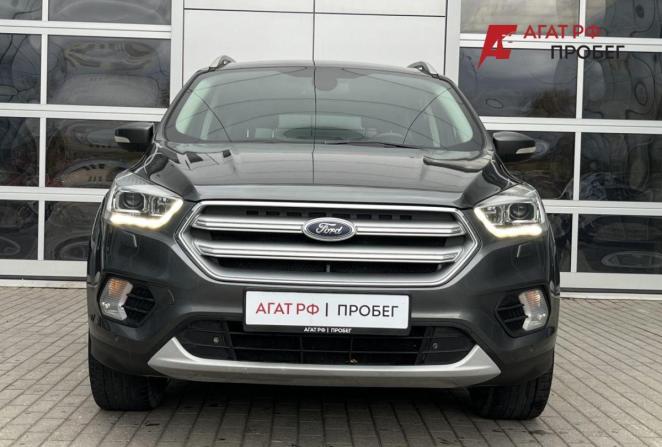 Ford Kuga II Рестайлинг с пробегом 2018 года, цена 1 490 000 рублей, 220233 км, внедорожник, Автокод Объявления