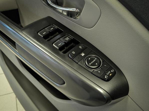 Kia Carnival III с пробегом 2019 года, цена 2 799 500 рублей, 137000 км, минивэн, Автокод Объявления