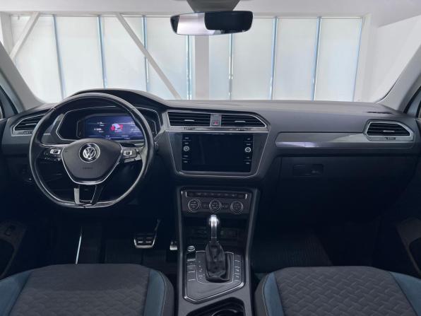 Volkswagen Tiguan II с пробегом 2019 года, цена 2 200 000 рублей, 111047 км, внедорожник, Автокод Объявления