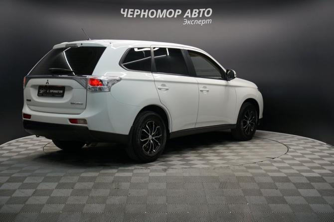 Mitsubishi Outlander III с пробегом 2013 года, цена 1 240 000 рублей, 195535 км, внедорожник, Автокод Объявления