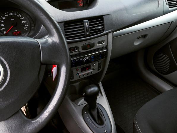 Renault Symbol ll с пробегом 2008 года, цена 380 000 рублей, 137735 км, седан, Автокод Объявления