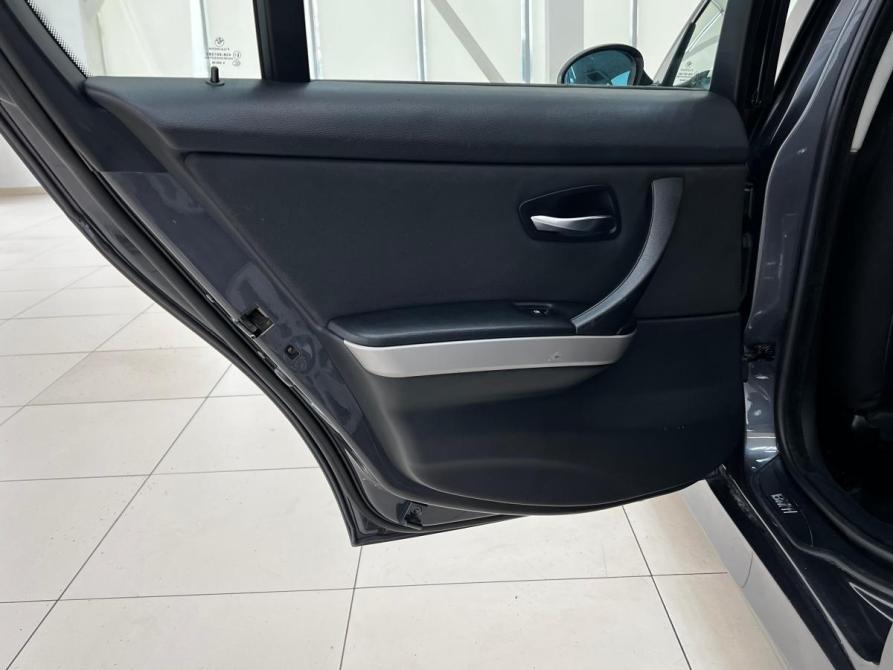 BMW 3 серии V (E90/E91/E92/E93) Волгоград  - изображение 27