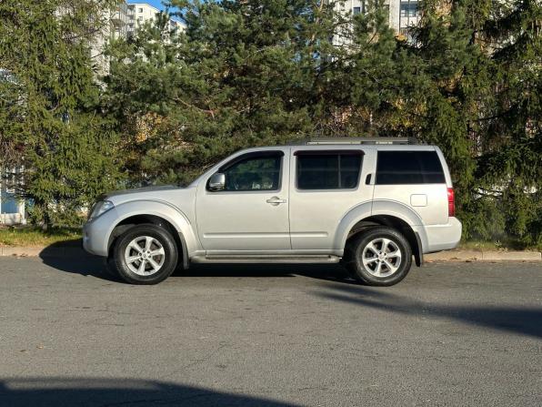 Nissan Pathfinder III Рестайлинг с пробегом 2011 года, цена 1 319 000 рублей, 215723 км, внедорожник, Автокод Объявления
