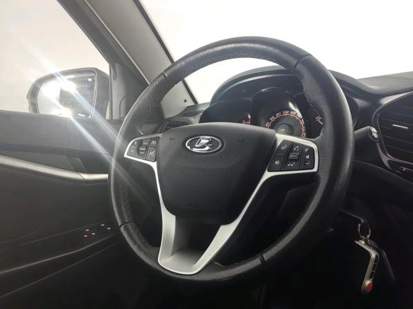 Lada (ВАЗ) Vesta I с пробегом 2020 года, цена 1 019 000 рублей, 70416 км, седан, Автокод Объявления
