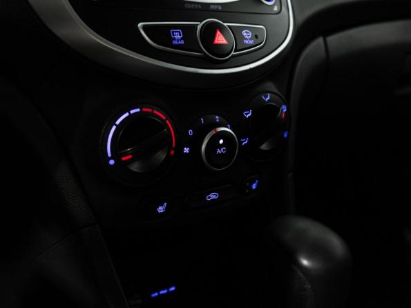 Hyundai Solaris I с пробегом 2013 года, цена 869 585 рублей, 144337 км, седан, Автокод Объявления