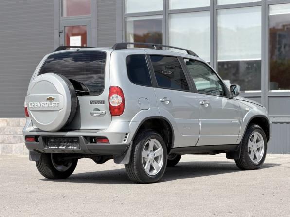 Chevrolet Niva I Рестайлинг с пробегом 2013 года, цена 765 000 рублей, 81777 км, внедорожник, Автокод Объявления