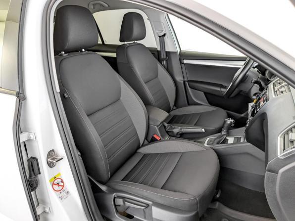 Skoda Octavia III (A7) Рестайлинг с пробегом 2020 года, цена 1 900 000 рублей, 73870 км, лифтбек, Автокод Объявления