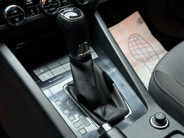 Skoda Octavia III (A7) Рестайлинг с пробегом 2019 года, цена 2 229 000 рублей, 105011 км, лифтбек, Автокод Объявления