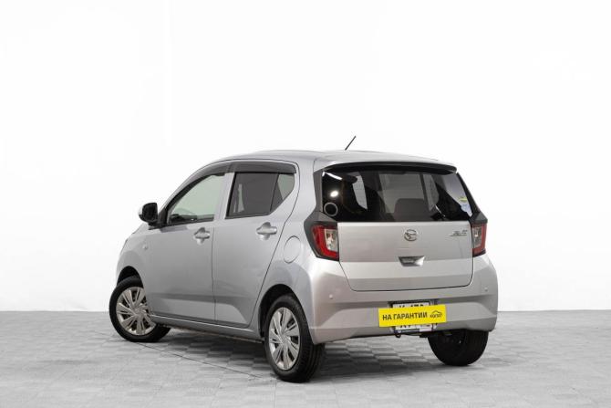 Daihatsu Mira e:S I Рестайлинг с пробегом 2017 года, цена 749 000 рублей, 142300 км, хэтчбек, Автокод Объявления