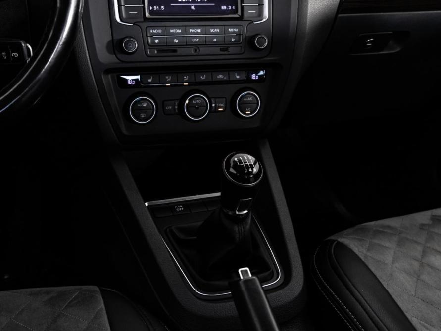 Volkswagen Jetta VI Рестайлинг Санкт-Петербург  - изображение 13