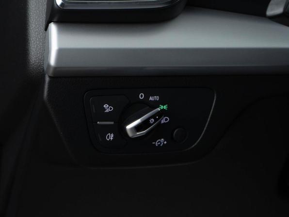 Audi Q5 II (FY) с пробегом 2017 года, цена 2 819 999 рублей, 147084 км, внедорожник, Автокод Объявления